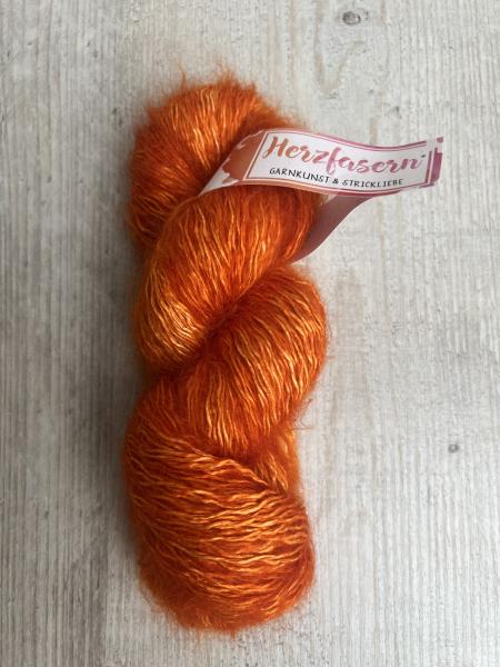 No 50 Bernstein Hell  Seide/Mohair